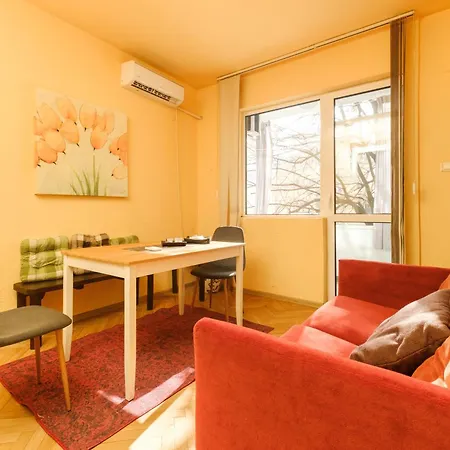 Apartment Center 2-bedroom Plovdiv