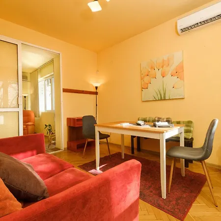 Center 2-bedroom Apartment Plovdiv